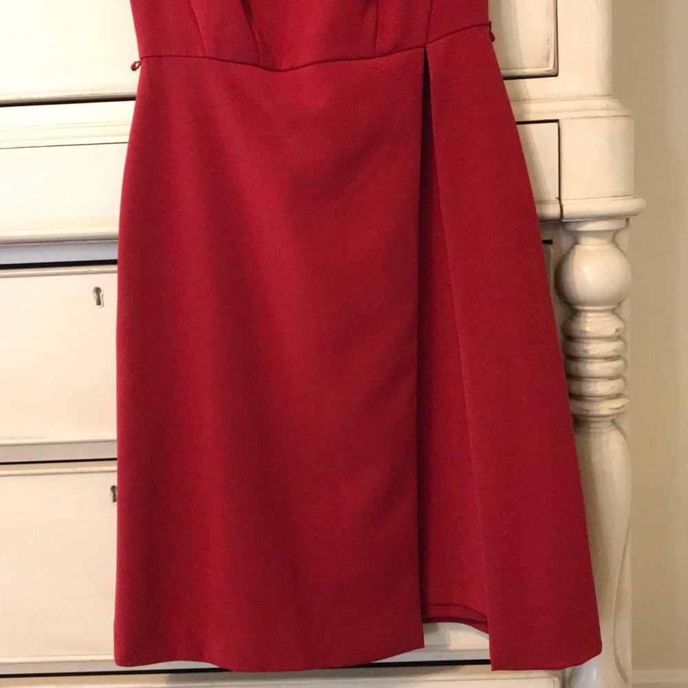 Red Dress - Picture 3 of 4